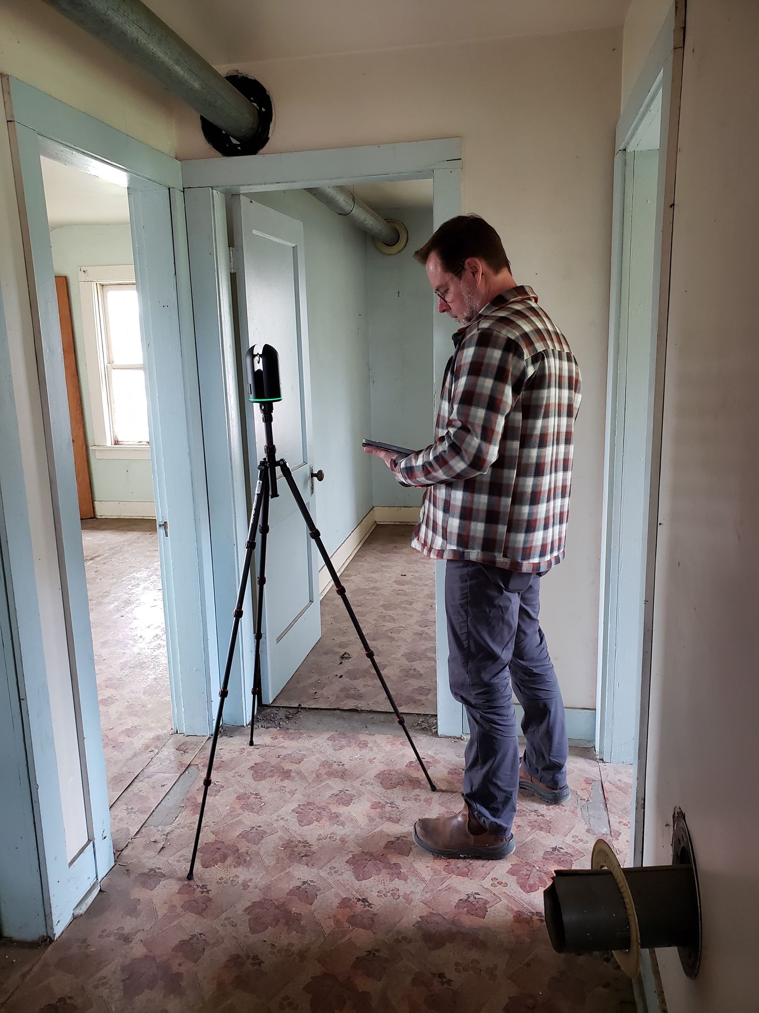 Dr Pete Dawson scanning the interior of the Jobber's House using the Leica BLK 360 terrestrial laser scanner