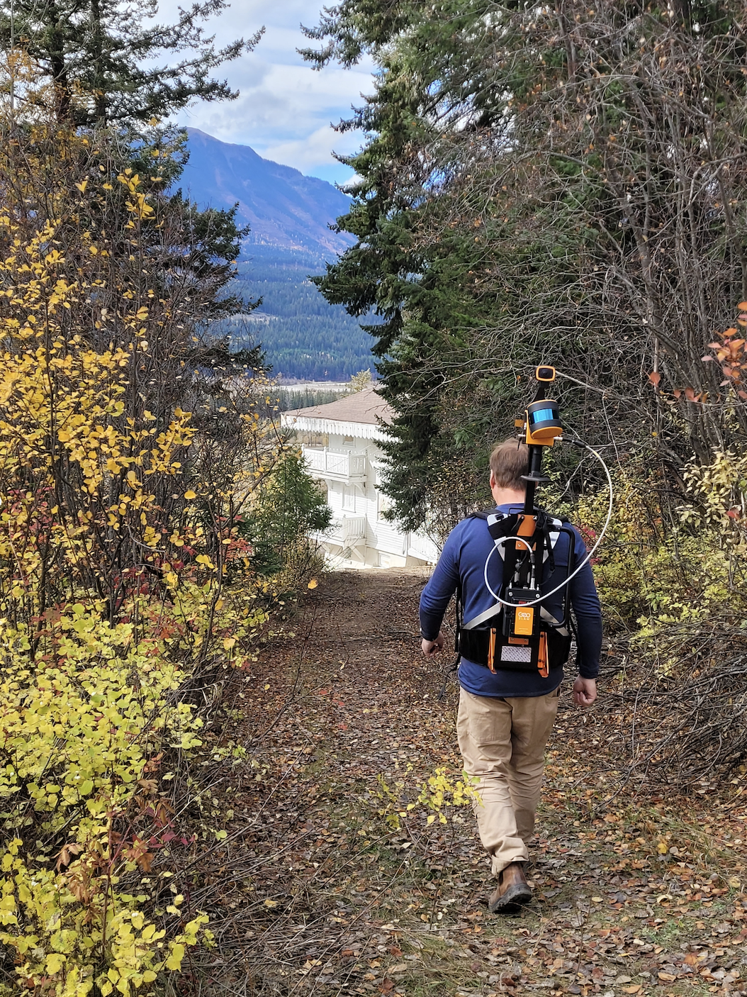 Dr. Peter Dawson scans above the pagoda chalet with the GeoSLAM ZEB Horizon laser scanner. During documentation and renovations in October 2023. From Capture2Preserv project.